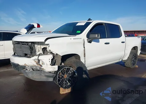 2022 Chevrolet Silverado 1500 Ltd 4Wd Short Bed Custom z USA, uszkodzony, nr VIN 3GCPYBEK0NG169970